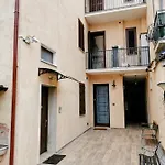 House 아파트