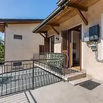 House 아파트