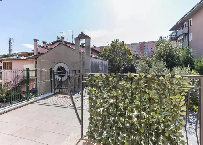 House * فيرونا